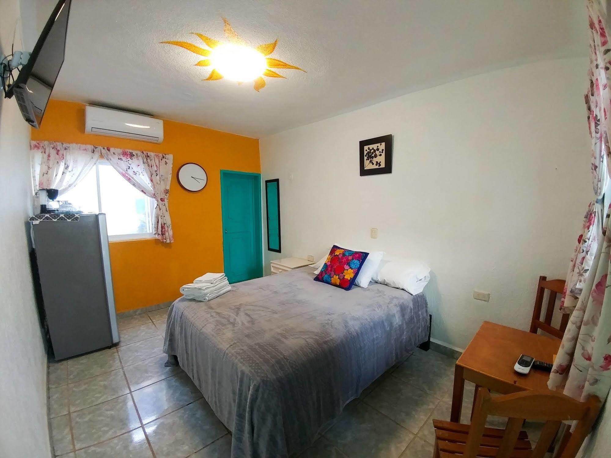 Posada Paso Del Sol Isla Mujeres Eksteriør billede